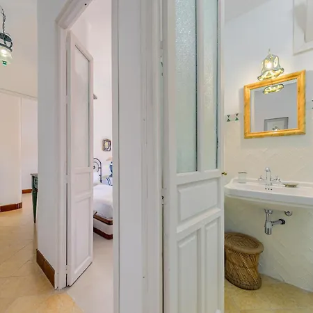 Apartamento Plaza De Dona Elvira Alcazar Siviglia Esterno foto