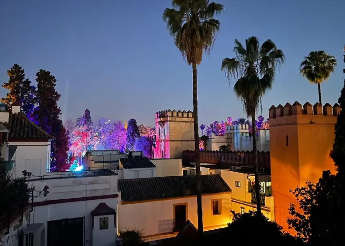 Apartamento Plaza De Dona Elvira Alcazar